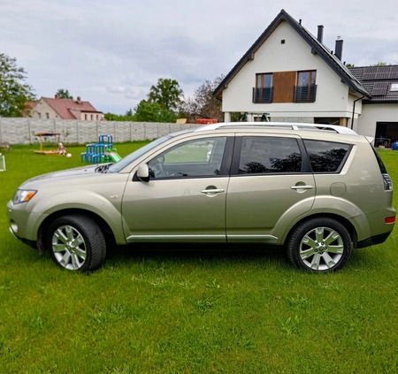 Mitsubishi Outlander cena 27000 przebieg: 252166, rok produkcji 2008 z Józefów małe 121